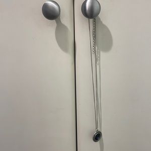 Purple mid length necklace